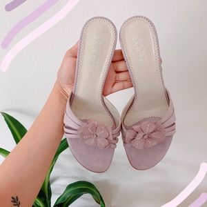 VINTAGE FRANCO SARTO HEELS